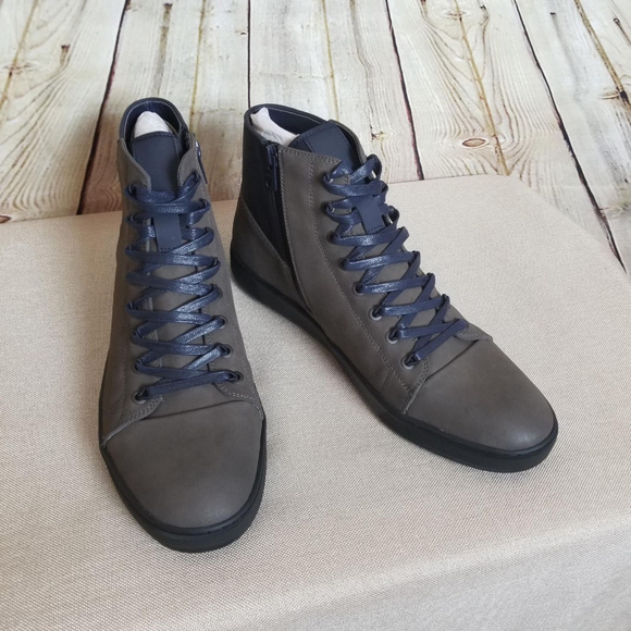 Kenneth Cole Lace-Up Designer Shoes - Picture 4 of 7